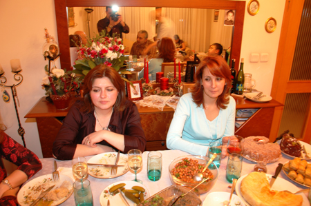 Zeynep Eti-Gulay Guneri