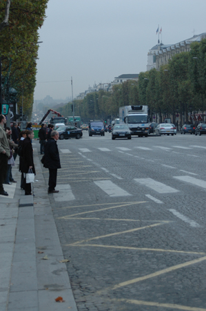 Meshur Champs-Elysees Caddesi_02